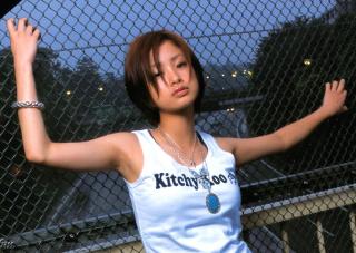 0068 - 320 x 227 [18KB]
��ˍʂ̃J�W���A���ȃ��L