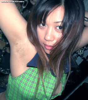 0143 - 282 x 320 [25KB]
�W���������@mika nakayama