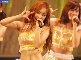 0242 - 320 x 240 [19KB]
�W�������L�Ղ�@�@Verbatim AKB48�̐��W�������L���������@��F���i