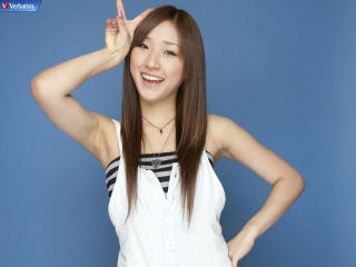 0267 - 320 x 240 [11KB]
Verbatim AKB48�̐��W�������L�������� �����ĊC�i�Ȃ��݂��j