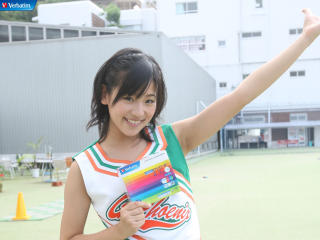 0377 - 320 x 240 [15KB]
Verbatim AKB48�̐��W�������L�������� ����y��