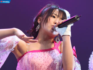 0379 - 320 x 240 [16KB]
Verbatim AKB48�̐��W�������L���������@�����ĊC