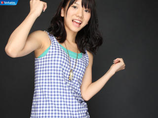 0436 - 320 x 240 [14KB]
Verbatim AKB48�̐��W�������L�������� ���鈟���i��������j