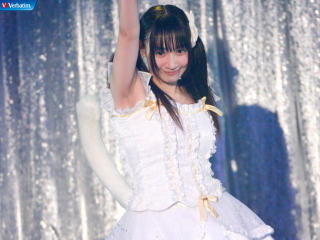 0619 - 320 x 240 [17KB]
Verbatim AKB48�̐��W�������L���������@���˒q��