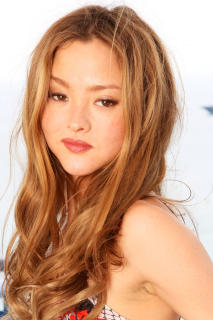 0851 - 213 x 320 [15KB]
�f�{���؂̃W�����e�@