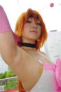 0860 - 213 x 320 [10KB]
�R�X�v���C���[��A�����`�}���R���L�@