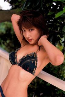 1156 - 213 x 320 [13KB]
�������@�F�c�j�q�̃U�����L