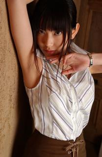 1242 - 208 x 320 [13KB]
�L���C�ȏ��̎q�̃W�������L