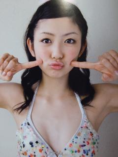 1281 - 240 x 320 [11KB]
�A�q�����Ń��L�����@�A�C�h�����O�X�c����