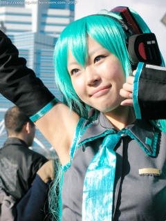 1340 - 240 x 320 [24KB]
�����R�X�v���[���[���胏�L