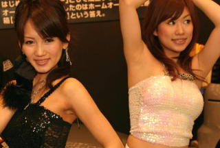 1463 - 320 x 216 [14KB]
�L�����M�����̐����L