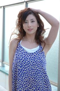 1695 - 212 x 320 [16KB]
�č�R�E�̋M�d�ȃ��L�@�L���ďL��������