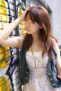 1970 - 214 x 320 [19KB]
�ނ��ނ�ᰃ��L�@���f���@�{�Ԃ���