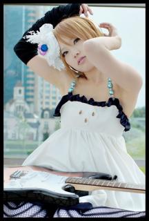 2243 - 216 x 320 [14KB]
�R�X�v���C���[�@kipi�����̃��L