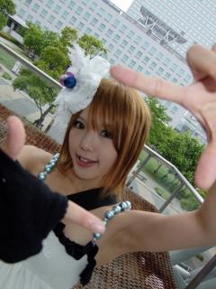 2244 - 240 x 320 [16KB]
�R�X�v���C���[�@kipi�����̃��L