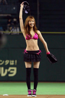 2469 - 213 x 320 [12KB]
�؁X���@���L