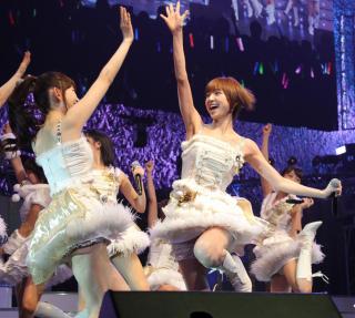 2527 - 320 x 287 [21KB]
�c�����q�@���C�u�Ń��L