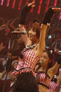 2574 - 213 x 320 [20KB]
�c�����q�@�ォ��}���R���L