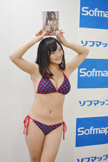 2839 - 213 x 320 [15KB]
����V��