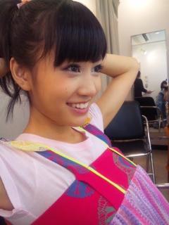 2848 - 240 x 320 [13KB]
�O�c�֎q�@T�V���c���L