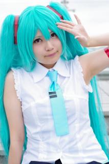 2919 - 213 x 320 [12KB]
�����~�N�R�X�v���C���[�@�ڗ�����