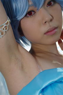 3118 - 213 x 320 [10KB]
�������R�X�v���C���[�������L