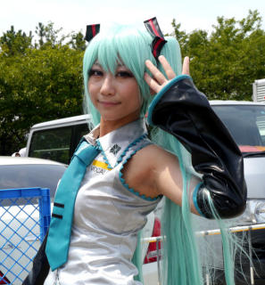 3539 - 297 x 320 [27KB]
�������R�X�v���C���[�̃��L�G��