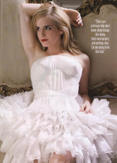 3639 - 230 x 320 [14KB]
Emma Watson. armpit�@���L