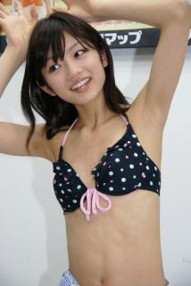 3682 - 214 x 320 [11KB]
�A�C�h�����O�@�X�c���ԁ@���L