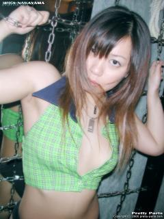 3800 - 240 x 320 [15KB]
�W�����W�����߂��郏�L