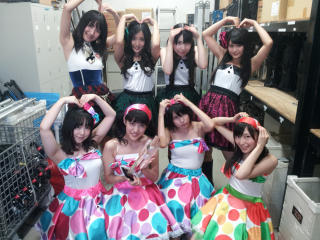 3913 - 320 x 240 [26KB]
SKE48�@�S�����L