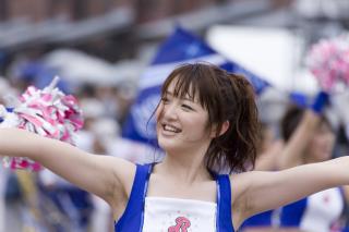 3923 - 320 x 213 [12KB]
�����`�A�K�[���̃��L�e��