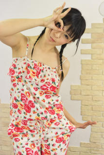 4026 - 214 x 320 [20KB]
�������ËI�@���L�@�����炵�����������M���b�v�G��