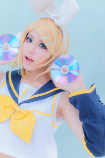 4086 - 212 x 320 [13KB]
�{�[�J���C�h����