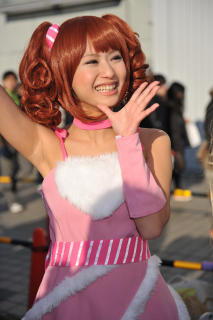 4111 - 213 x 320 [16KB]
�R�X�v���C���[�����t�F�`