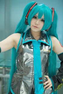 4155 - 213 x 320 [18KB]
�����~�N�̃��L�@�W������