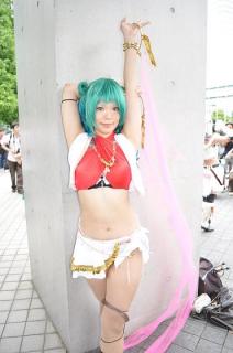 4551 - 212 x 320 [11KB]
�R�X�v���C���[���̘e�����L�t�F�`