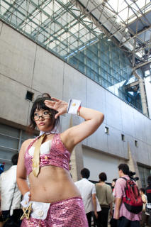 4553 - 213 x 320 [22KB]
�R�X�v���C���[���̘e�����L�t�F�`