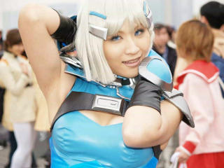 4628 - 320 x 240 [18KB]
�R�X�v���C���[���̘e�����L�t�F�`