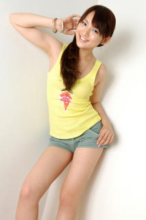 4639 - 213 x 320 [10KB]
��؍�@���L