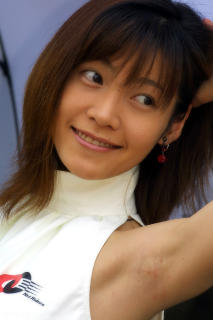 4733 - 213 x 320 [11KB]
���[�X�N�B�[���̃t�F�`