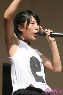 4982 - 213 x 320 [10KB]
�Ђ߃L�����t���[�c�ʁ@���L