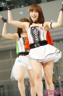 5854 - 212 x 320 [14KB]
���L�I�o���A�b�v�A�b�v�K�[���Y�i���j�@��΂݂Ȃ�