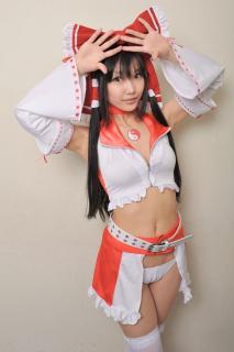 5885 - 213 x 320 [10KB]
lenfried�@�킫�@�����t���[�h����