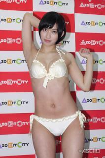 6330 - 213 x 320 [15KB]
�q���R���@���L