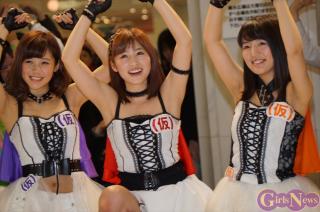 6427 - 320 x 212 [17KB]
�A�b�v�A�b�v�K�[���Y�i���j�@��΂݂Ȃ݁@���L�L��