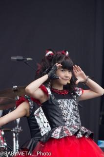 6443 - 213 x 320 [11KB]
BabyMetal�@�e�n�ň��@���L
