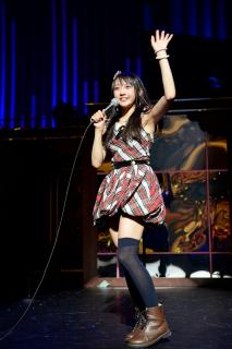 6563 - 213 x 320 [12KB]
AKB������肠�@���L