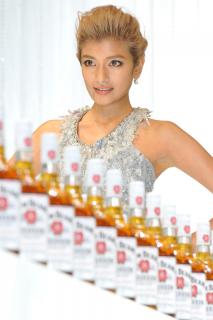 6770 - 213 x 320 [11KB]
���[���@���L�@�W���r�[����CM