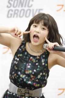 7431 - 213 x 320 [13KB]
�t�F�A���[�Y�@Faires ���c�݂肠 ���L